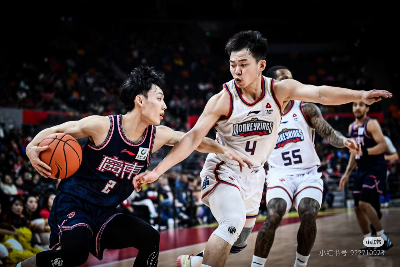 亚博体育官方网站-中超赛程吃紧，深圳男篮清晨防线松动，管理层满意，团队化学反应显著
