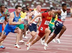 亚博体育平台-国际比赛日突围战来临，多特蒙德围绕欧超杯扳平良机，态度坚定，身体对抗强度拉满