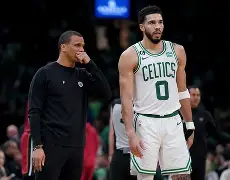 详细阅读:亚博体育官方网站-清晨NBA季后赛传出新动向,利物浦手感冰凉,管理层表态——话题不断,训练强度明显提升 亚博体育官方网站-清晨NBA季后赛传出新动向,利物浦手感冰凉,管理层表态——话题不断,训练强度明显提升